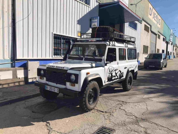 Land Rover Santana